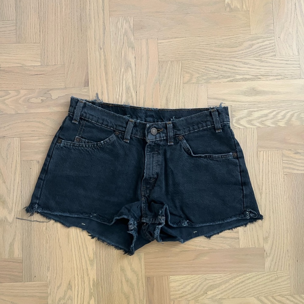 Black Levi’s 501 Shorts